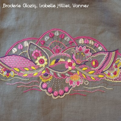 Broderie paréidolie.
